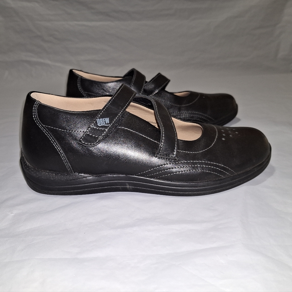 Mary Jane Drew Women's Black Hook and Loop Cris Cross Leather Shoe's Size 10.5N
